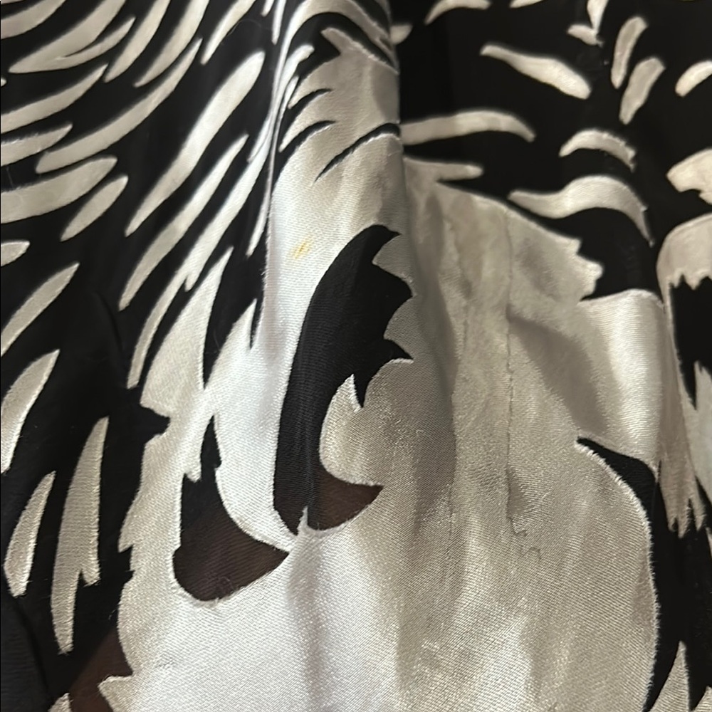 BCBGMaxAzria Black and White Silk Blend Embellished Maxi Dress. Lined. Halter - Picture 10 of 13